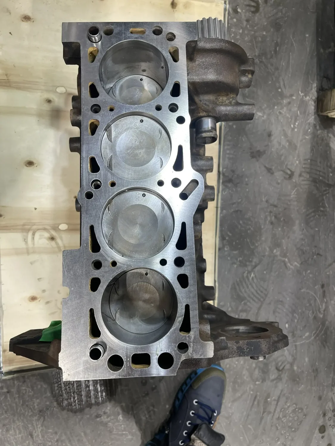 Реставрированный двигатель F14D3 F14D3