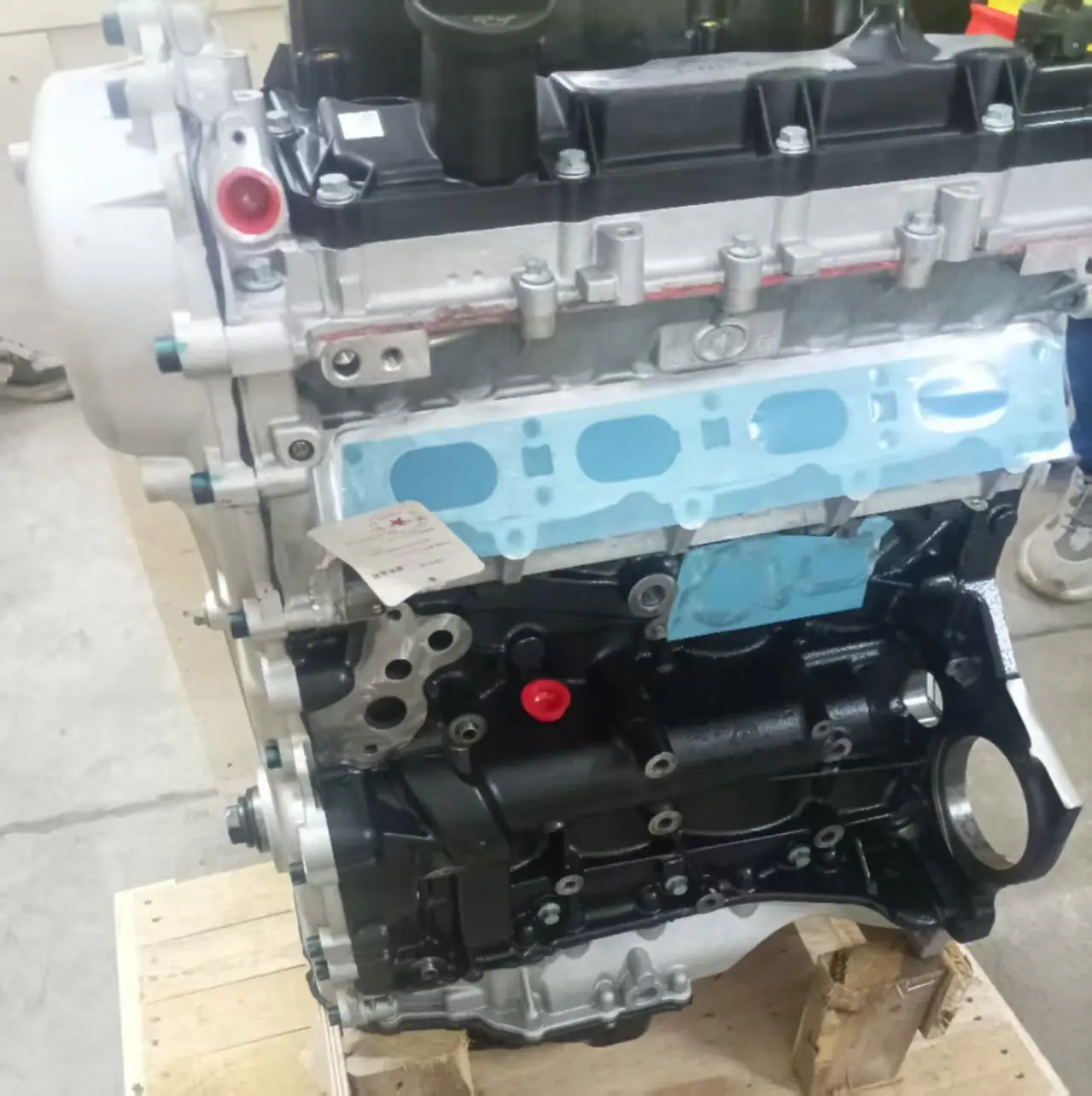 Новый двигатель GW4C20 (Haval H6 II 2017-2019, H6 Coupe I (MKY) 2015-2019, H7 I 2015-2019, H8 I (MKW) 2013-2018, H9 I (FKV) 2014-2017) Новый двигатель GW4C20 (Haval H6 II 2017-2019, H6 Coupe I (MKY) 2015-2019, H7 I 2015-2019, H8 I (MKW) 2013-2018, H9 I (FKV) 2014-2017)